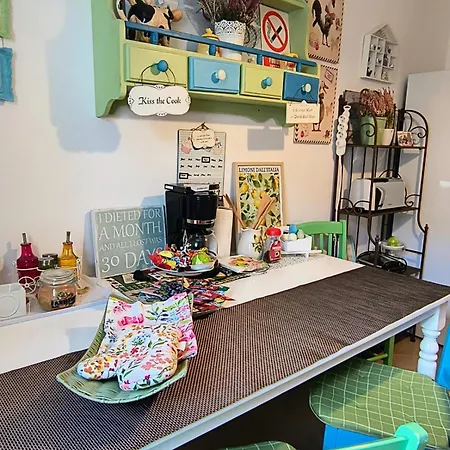 Sweet Garden Apartment *